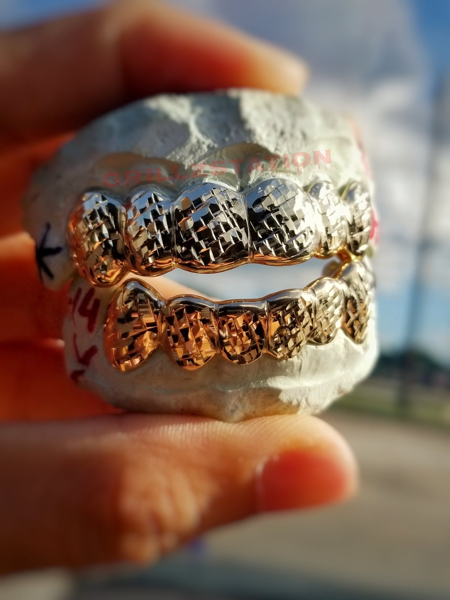 Ultra Diamond Cut Custom Grillz - GRILLZSTATION