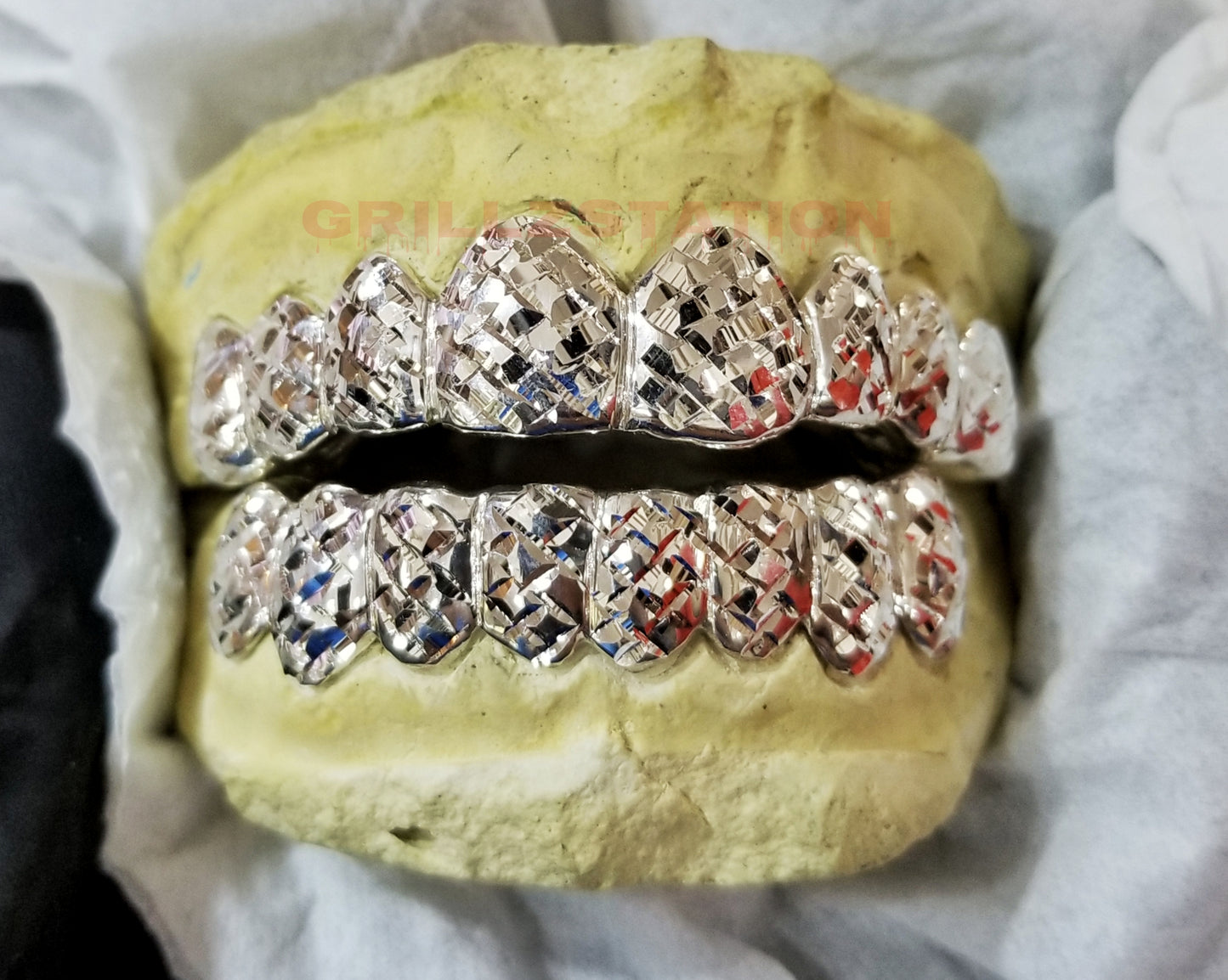 Ultra Diamond Cut Custom Grillz - GRILLZSTATION